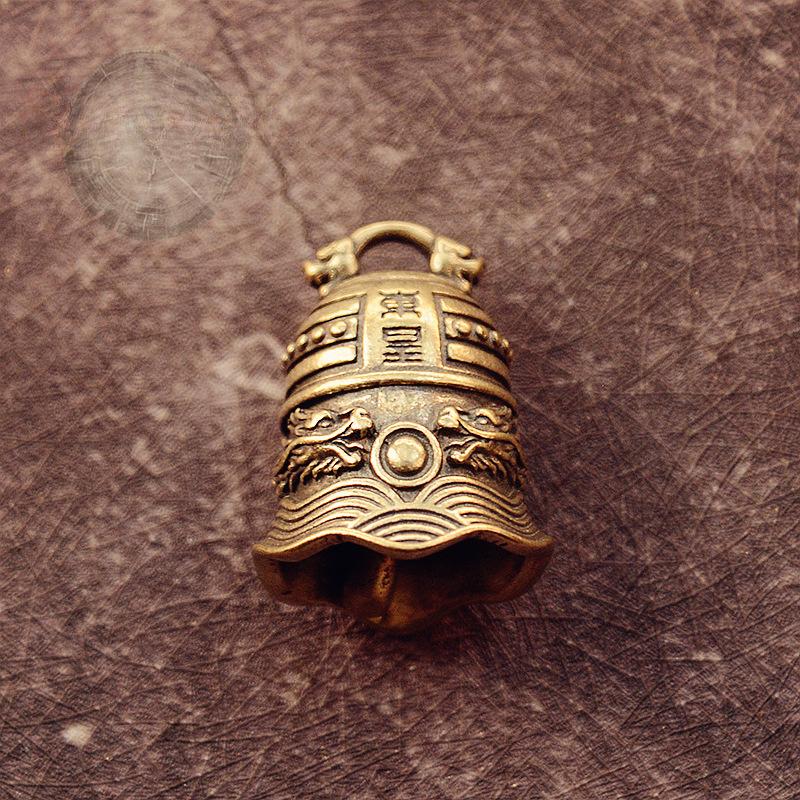1pcs Brass Dong Huang Bell Vintage Bells Peaceful Bell Pendant Hanging Jewelry Home Ornaments Car Bell Pendant Desktop Decorative Ornaments Crafts