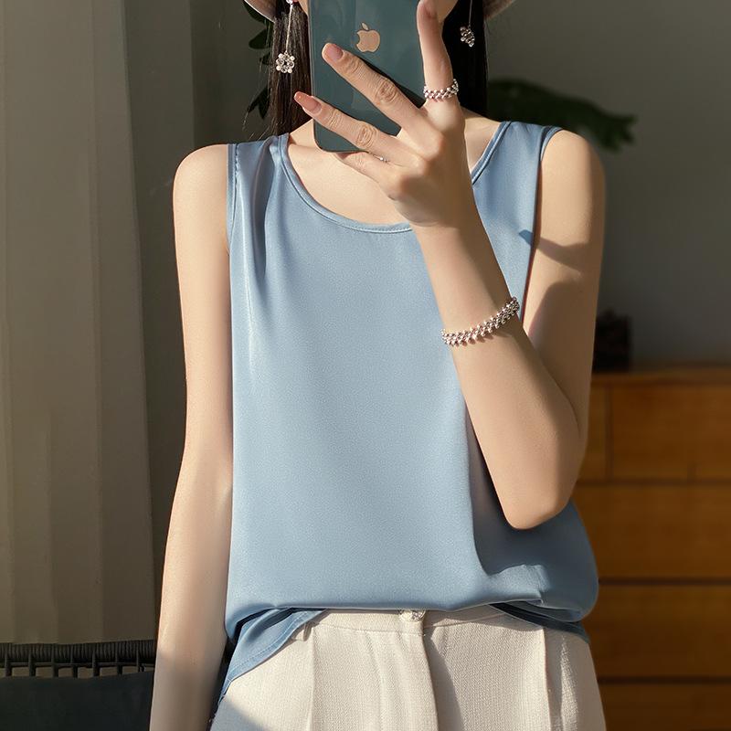 Champagne satin sleeveless vest women's spring and summer new outer wear short round neck inner top T-shirt
