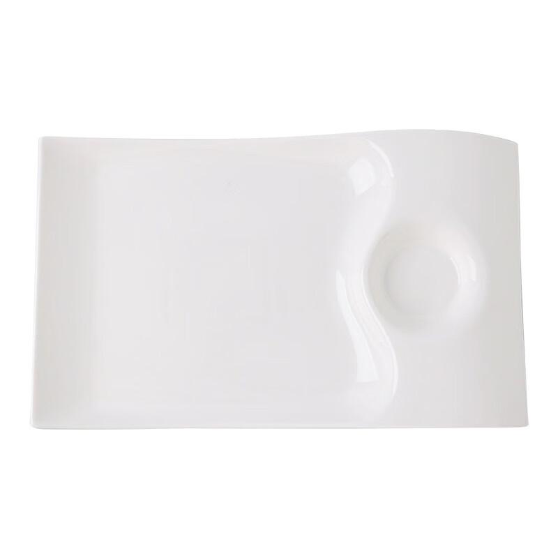 Nordic Ceramic Dumpling & Shrimp Plate with Sauce Dish