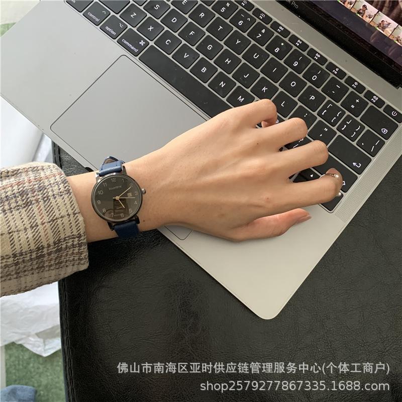 Exam Special Watch Female Niche Students College Entrance Examination Straight-A Student Silent Calendar Quartz Watch Male