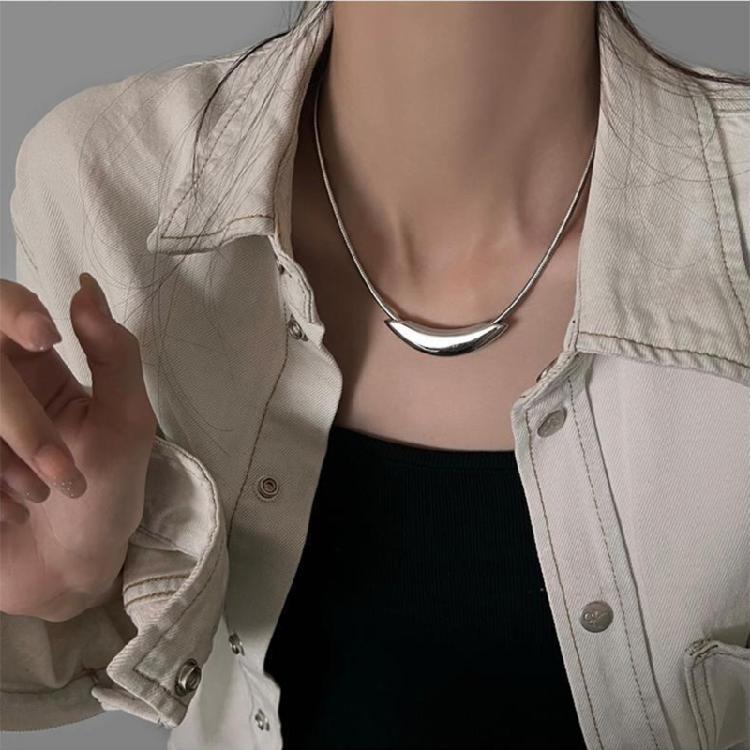 Fashionable Metal Collar ecklace Stylish and Personalized Choker Necklaces