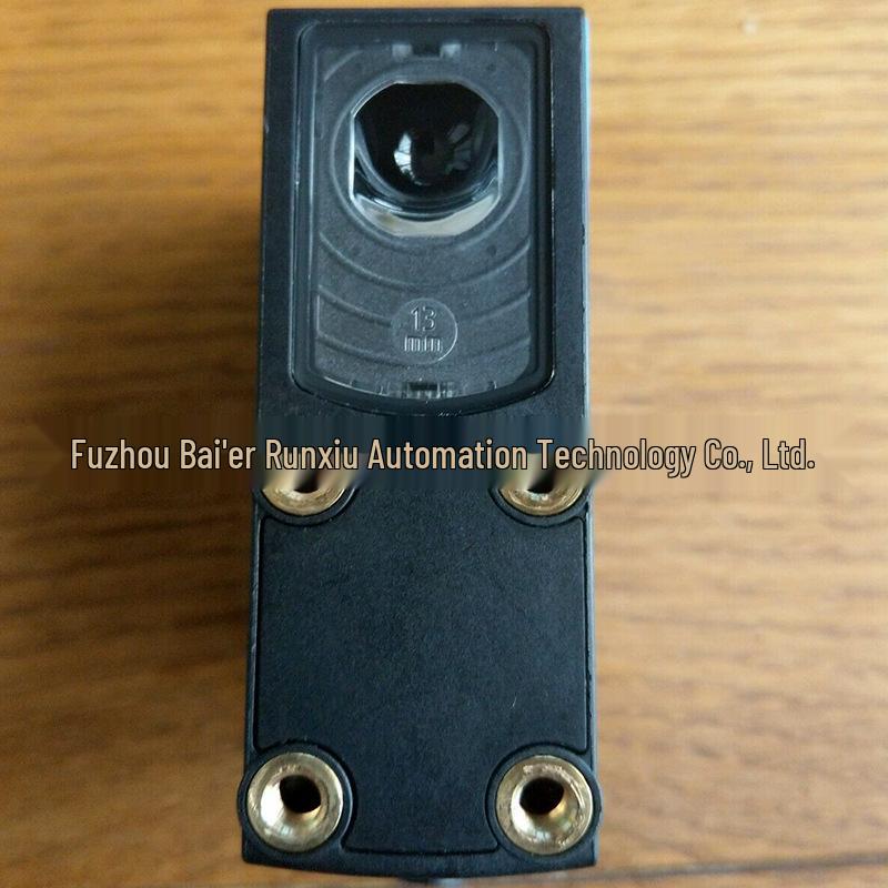KTX-WB9114125UZZZZ KTX-WB9124225AZZZZ Color Mark Sensor (New) Size B