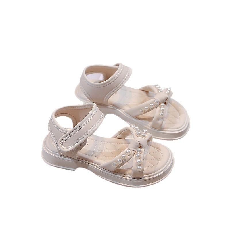 Girls summer sandals 2025 new popular summer children girls middle and older children soft sole foreign style pearl princess shoes