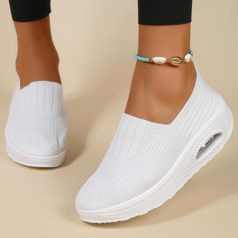 Fashion Spring White Casual Shoes Air Cushion Platform Sports Shoes Women Breathable Sneakers Thick Sole Slip On Knitting Walking Shoes