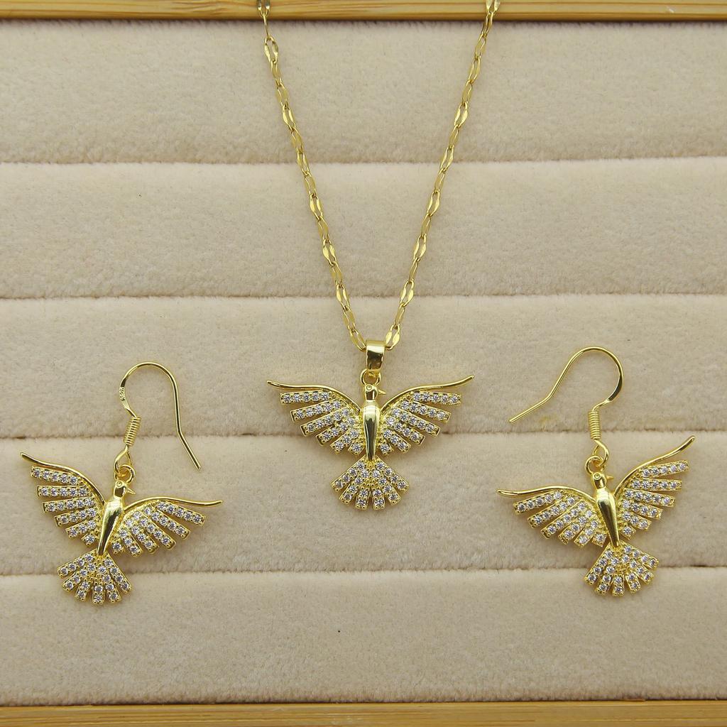 Titanium Steel Full Diamond Phoenix Wing Spread Necklace Women'S Light Luxury Simple Personality Versatile Collarbone Chain Jewelry