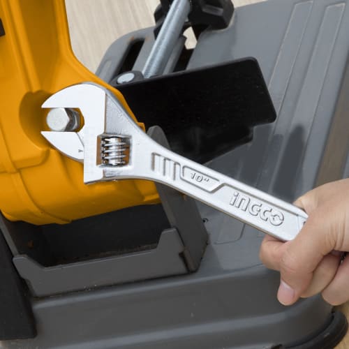 INGCO Adjustable Wrench 3-Piece Set (150mm, 200mm, 250mm, Maximum Opening 30mm, Graduations, for Faucet Repairs, etc.) HADWK031 (Set of 3)