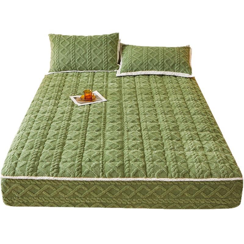 2026 Milk Velvet Cotton Quilted Bed Sheet Tafu Velvet Thickened Bed Cover Winter Plush Mattress Coral Velvet Protective Cover