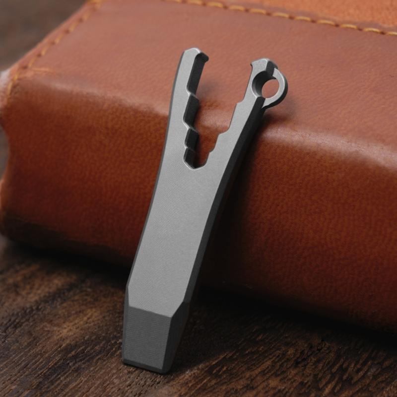 Metal Alloys Crowbars Bottle Opener Small Pry Bar Tool Keychains Pendants Outdoor Camping Tool Keyrchain Accessories