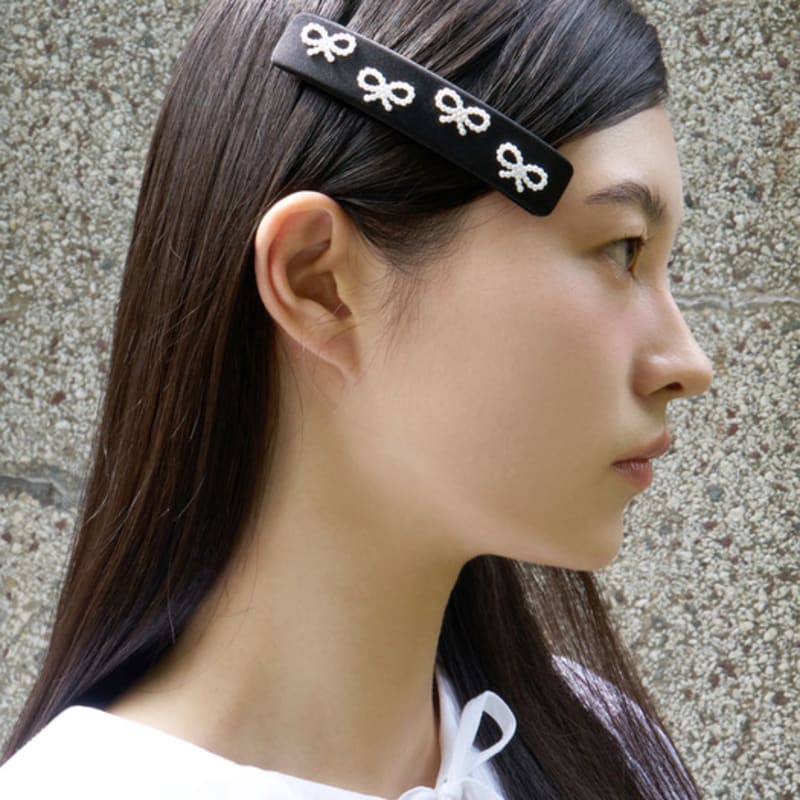 FANTASTIC PLANET pearl ribbon flat hair pin (3colors)