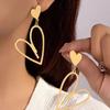 Vintage Hollow Metal Heart Pendant Earrings for Women Trendy European Punk Big Long Drop Earrings Wedding Party Golden Jewelry