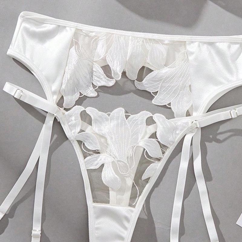 Exquisite Embroidered Floral Lingerie Set - Stylish Four-Piece Bra Set