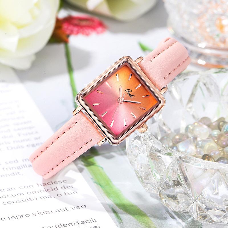 Retro Green Rectangular Square Plate Simple Temperament Women'S Watch Belt Fashion Women'S Watch