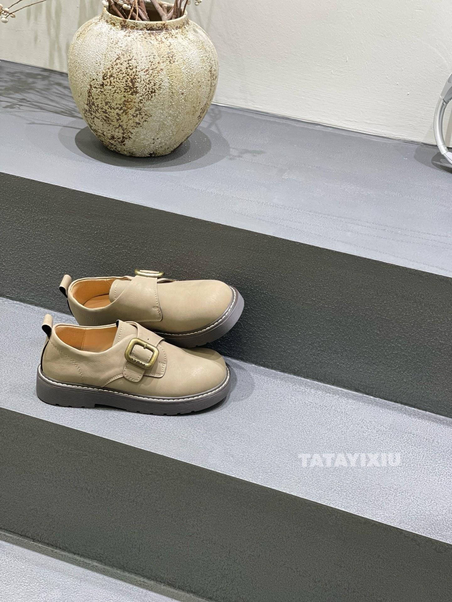 

Кожаные немецкие тренировочные туфли женские 2025 осень новые на плоской подошве ретро повседневные спортивные повседневные универсальные кроссовки для бега туфли Форреста Гампа 40 абрикосовый