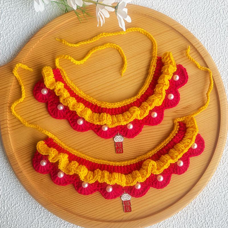 26 Gestrickte Neujahr Haustier Schals: Handgefertigter Woll-Nackenschal für Katzen und Hunde