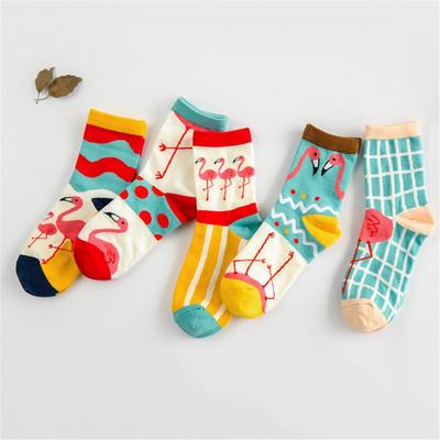 Chaussettes en coton femmes Harajuku automne hiver flamant rose Kawaii chaussettes mode coloré Vintage chaussettes drôles