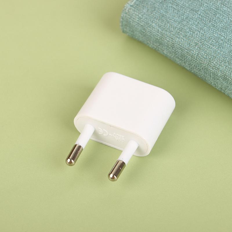 Evrensel ABD'den AB'ye Fiş 2 Soketli Giriş Pimi ABD'den Avrupa'ya Seyahat Duvar AC Elektrik Güç Şarj Cihazı Çıkışı Adaptör Dönüştürücü