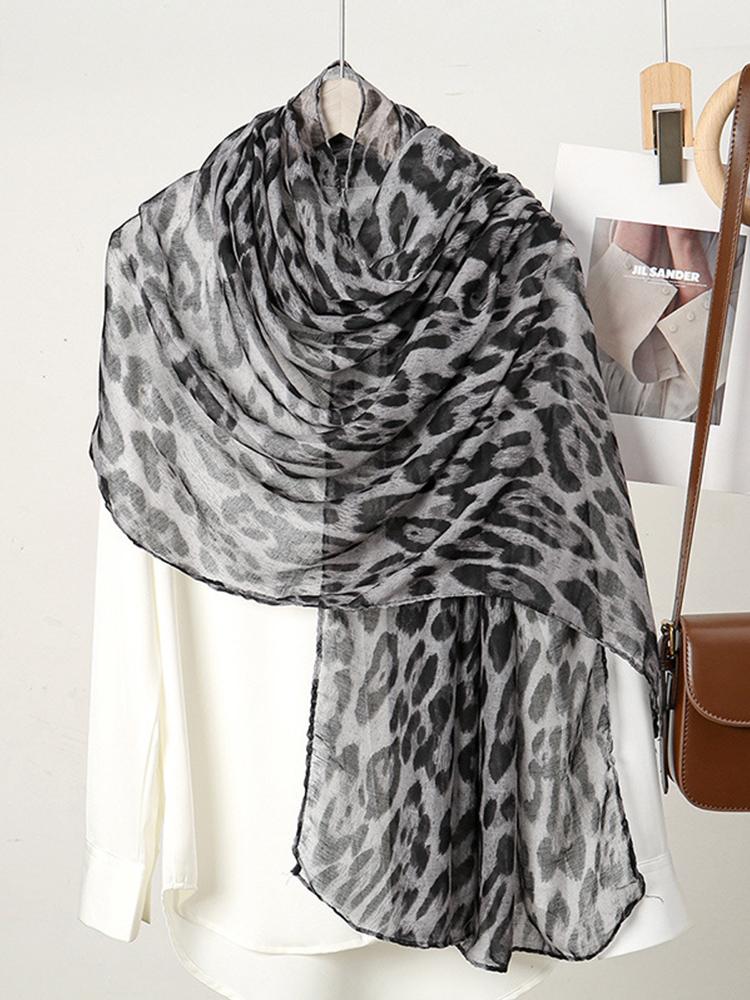 Elegantes Damen Vintage Durchsichtiges Leopardenmuster Seidenschal Kopftuch Wickeltuch Schal Sonnenschutz Bandana Hijab Damen Schal Pareo Sommer Neu