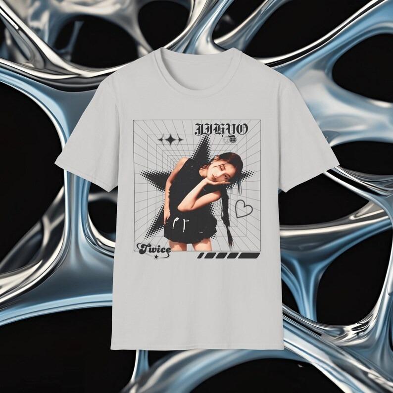 2026 Summer Fashion Trendy Tee Men Women Vintage Top Jihyo Y2K Star Graphic Tee_ Unisex Retro Style T-shirt