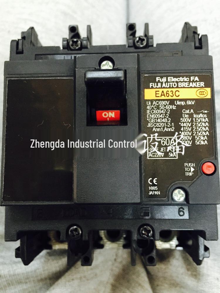 

Japanese Fuji Air Switch 3P 60A Circuit Breaker EA63C Plastic Case 6A