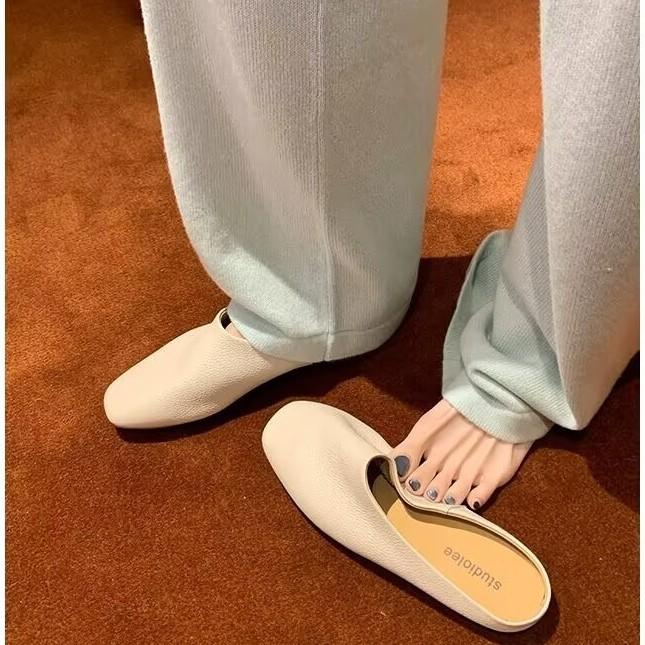 Sheepskin grape mother of the same style, lazy bi is prepared to be soft and waxy, and it is easy to wear bag head slippers for women in summer. On