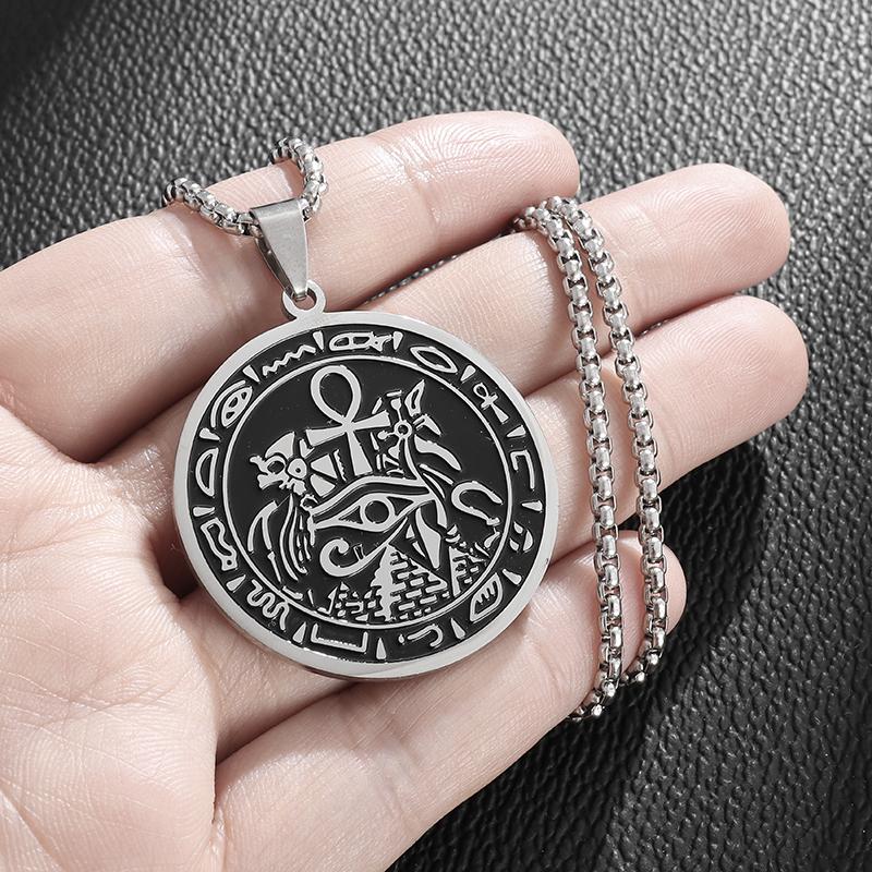 Klasický náhrdelník Odin Trinity Nordic Runes Abeceda s príveskom z nehrdzavejúcej ocele pre mužov Šperky s amuletom čarodejnice Keltský uzol