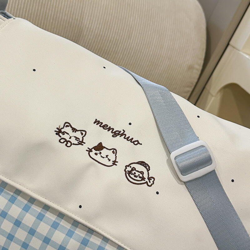 Kitten Plaid Shoulder Bag Junior High School Student Lightweight Travel Crossbody Bag