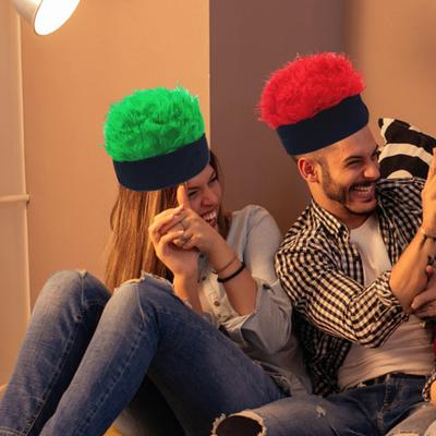 Neuartiger Visierhut mit Kunsthaar für Männer, verstellbarer Perückenhut mit Stacheln und spitzem Kurzhaar, Street-Hip-Hop-Hut für Festivalpartys
