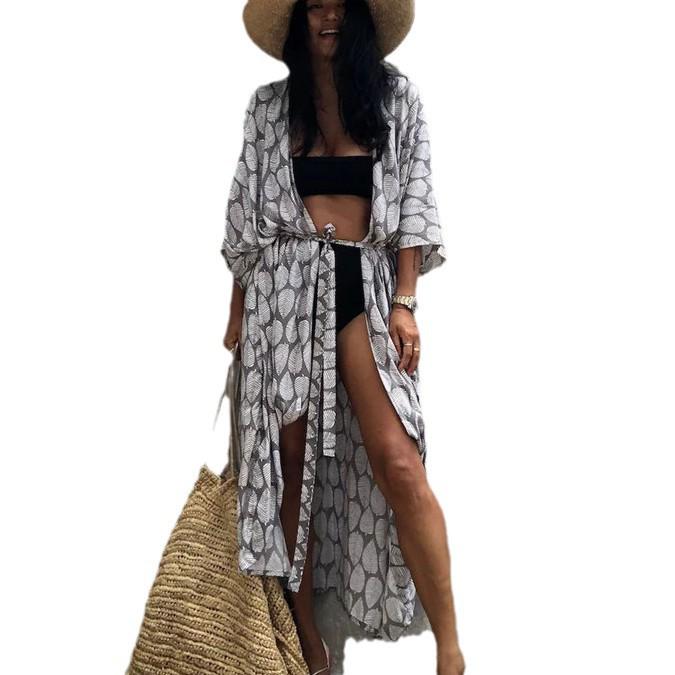 Cardigã Cover-Up de Viscose com Estampa de Folhas e Proteção Solar