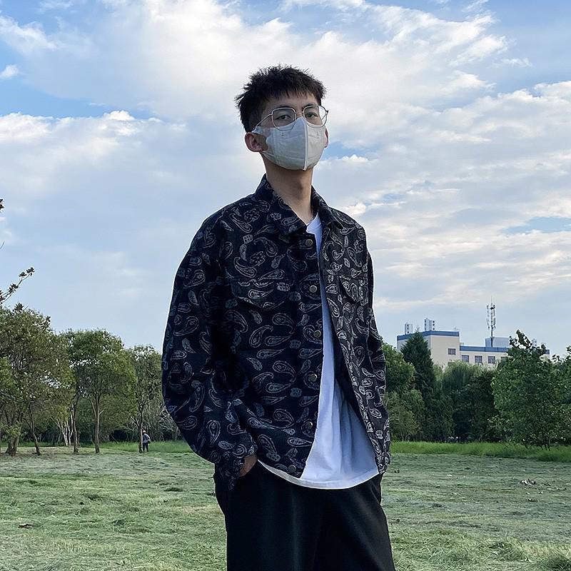 Men's Trendy Cashew Flower Denim Jacket: European & American Street Style, Plus Size, Korean Fashion, Workwear Top for Spring & Autumn.