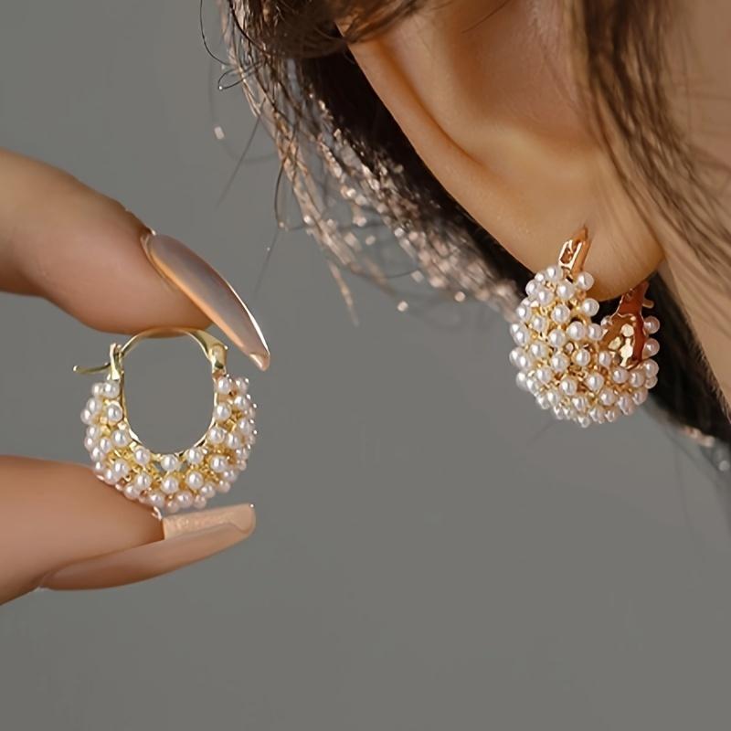 Boucles d'oreilles pendantes en perles d'imitation, tempérament luxe léger français, pour femmes, style doux, accessoires de fête de vacances, cadeaux