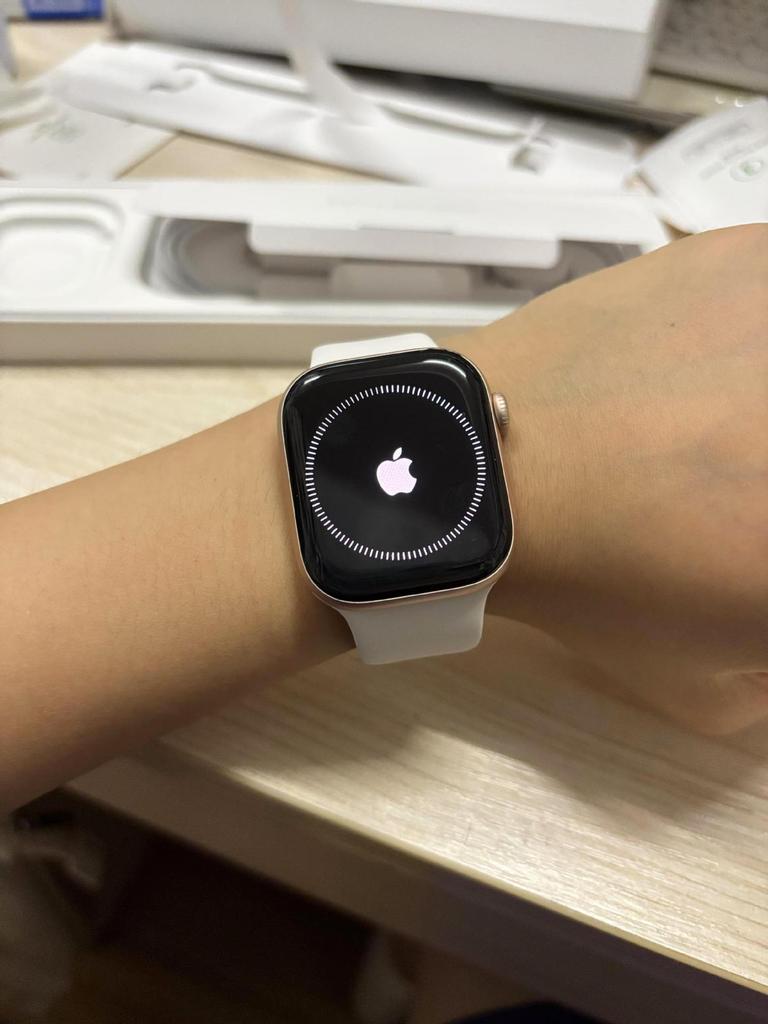 2025 Unopened Huaqiangbei S10 Genuine iWatchS10/Pro Smartwatch