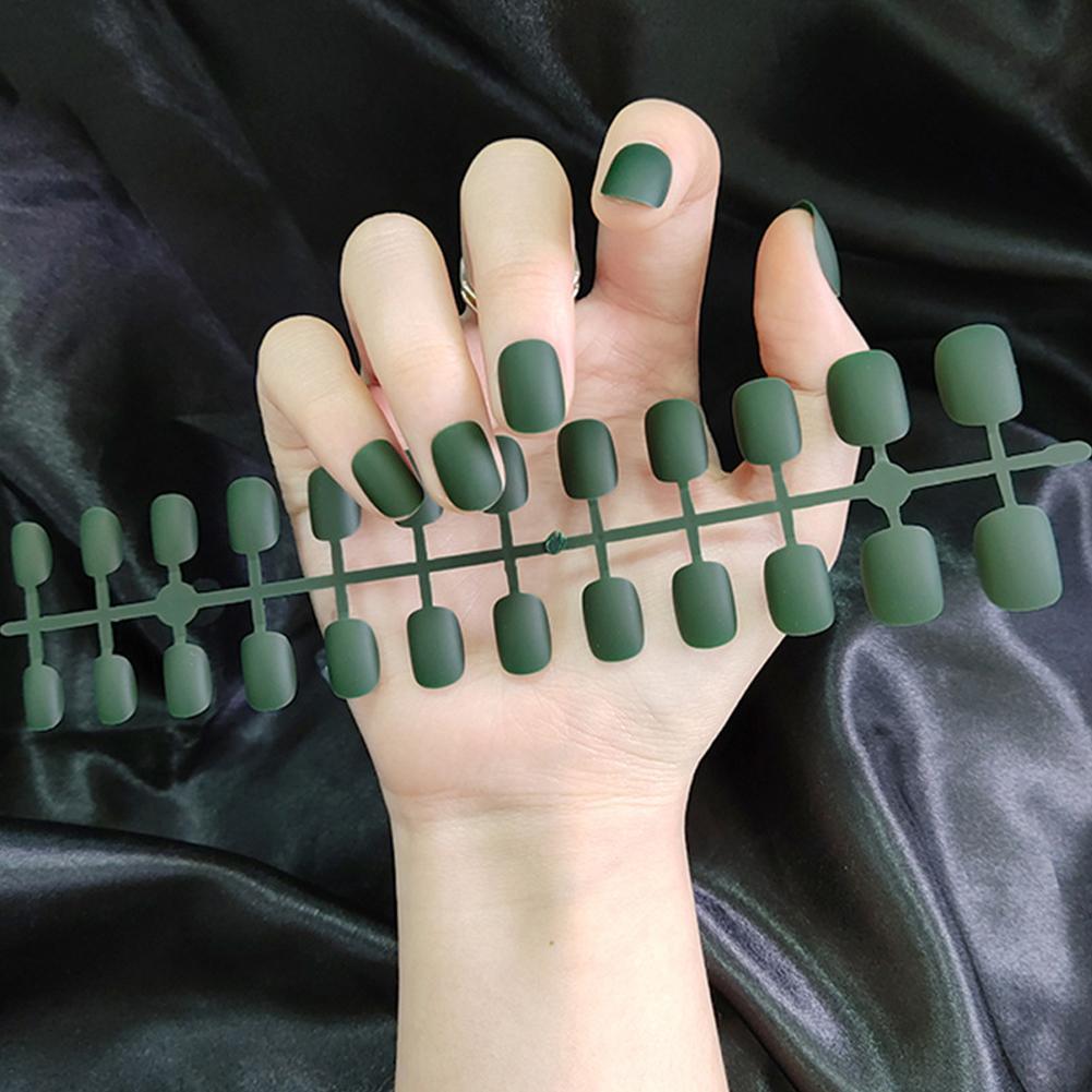 24Pcs/Set Matte False Nails Simple Solid Color Short Nails Press On Fake Nail Tips Full Cover Artificial Fingernails Detachable