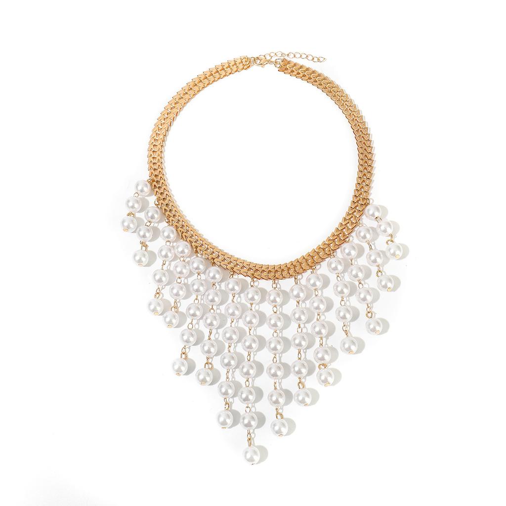 Mehrlagige lange Perlen-Fransenkette Neues übertriebenes Design Perlen-Bib-Halskette