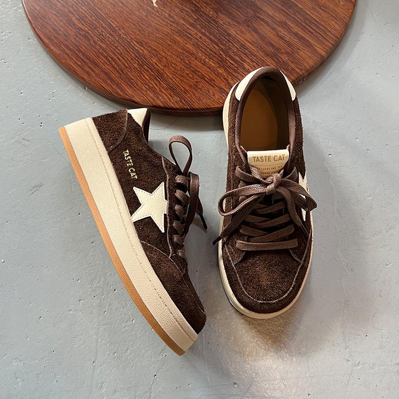 

Звезда из натуральной кожи немецкие тренировочные туфли женские осень и зима новые ретро платформа белые туфли повседневные универсальные мягкая подошва не устающие туфли 40 коричневый