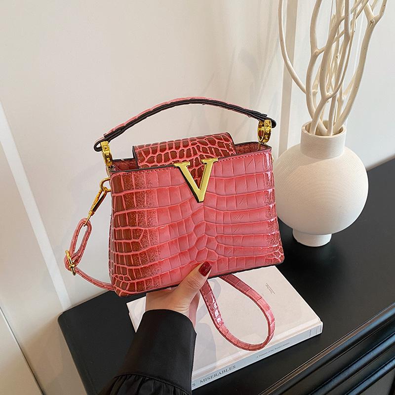 New High-end Light Luxury Crocodile Pattern Capu Lady Bag V Portable Shoulder Women's Bag