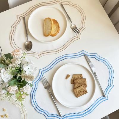 Nuovo Set di Tovagliette e Tovaglioli Vintage Imitazione Cotone Lino Lavabile Decorativo Tappetino da Tavola Tessuto Ricamato con Pizzo Francese Tappetino da Tavola