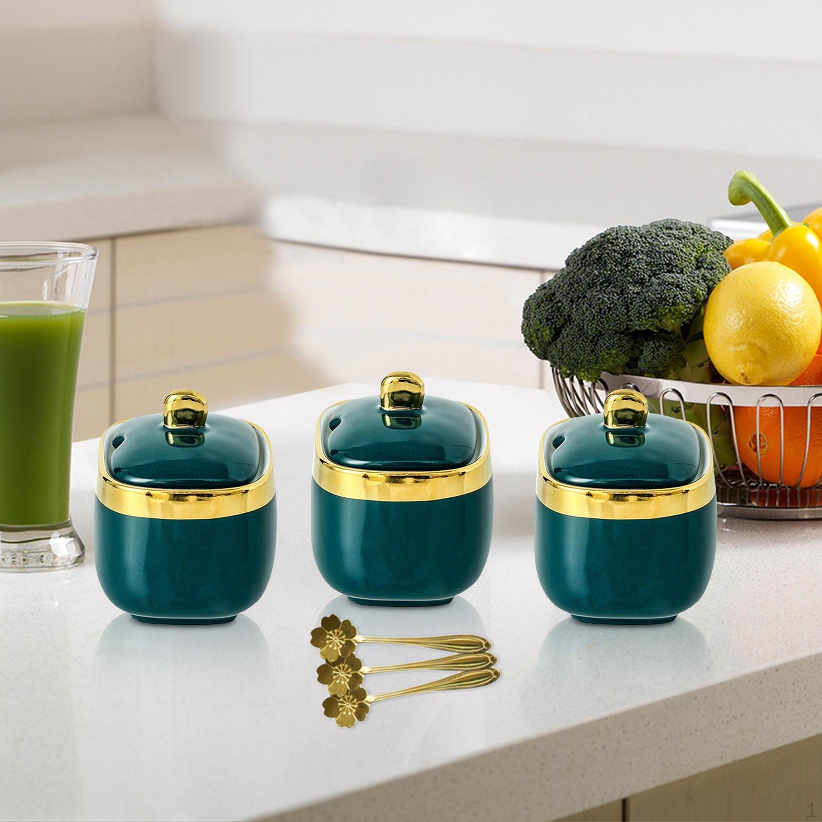 

Керамическая банка для специй, кухонная канистра, пылезащитный многофункциональный органайзер, сахарница с ложкой three jar