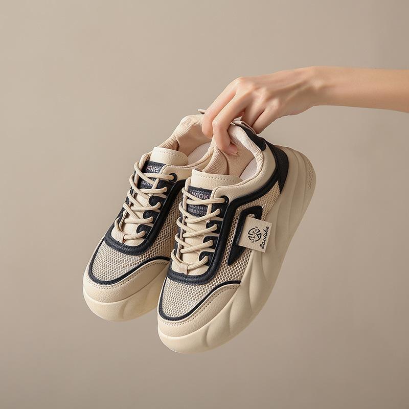

Sports shoes casual women s shoes through the net trend youth new 2025 shoes junior high school students spring summer Forrest Gump price 35