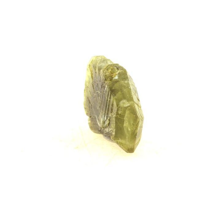Pierres et Minéraux. Chrysoberyl. 10.95 ct. Lac Alaotra, Ambatondrazaka, Madagascar.