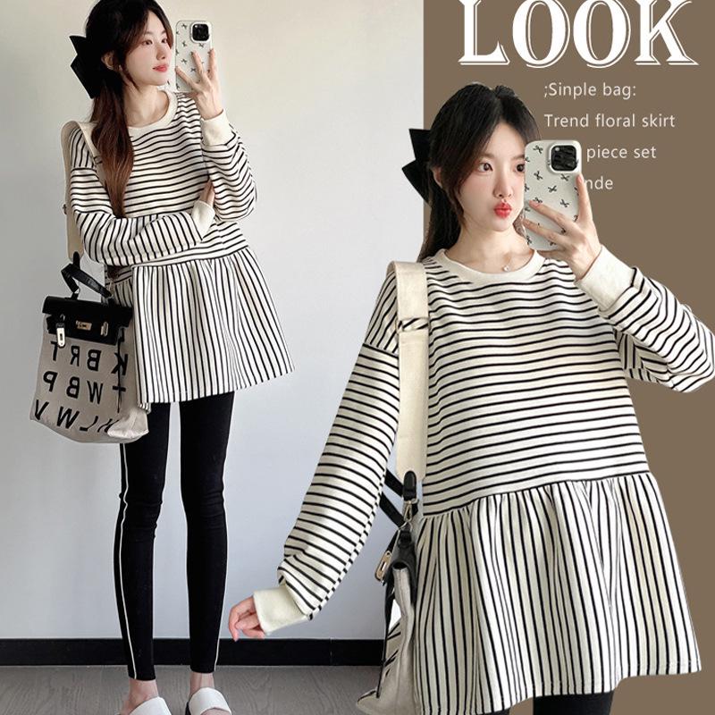 2026 Spring Striped Long-Sleeve Maternity Doll Shirt - Korean Style, Loose Fit, Belly Covering Medium