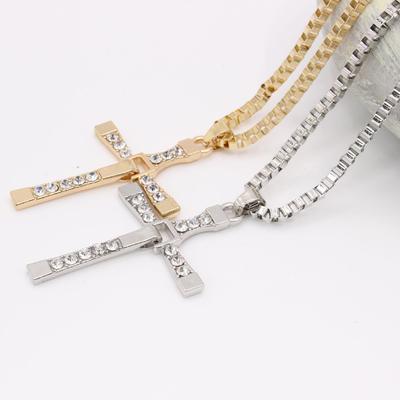 Modische Strass-Kreuz-Halskette Schlüsselbein Pulloverkette
