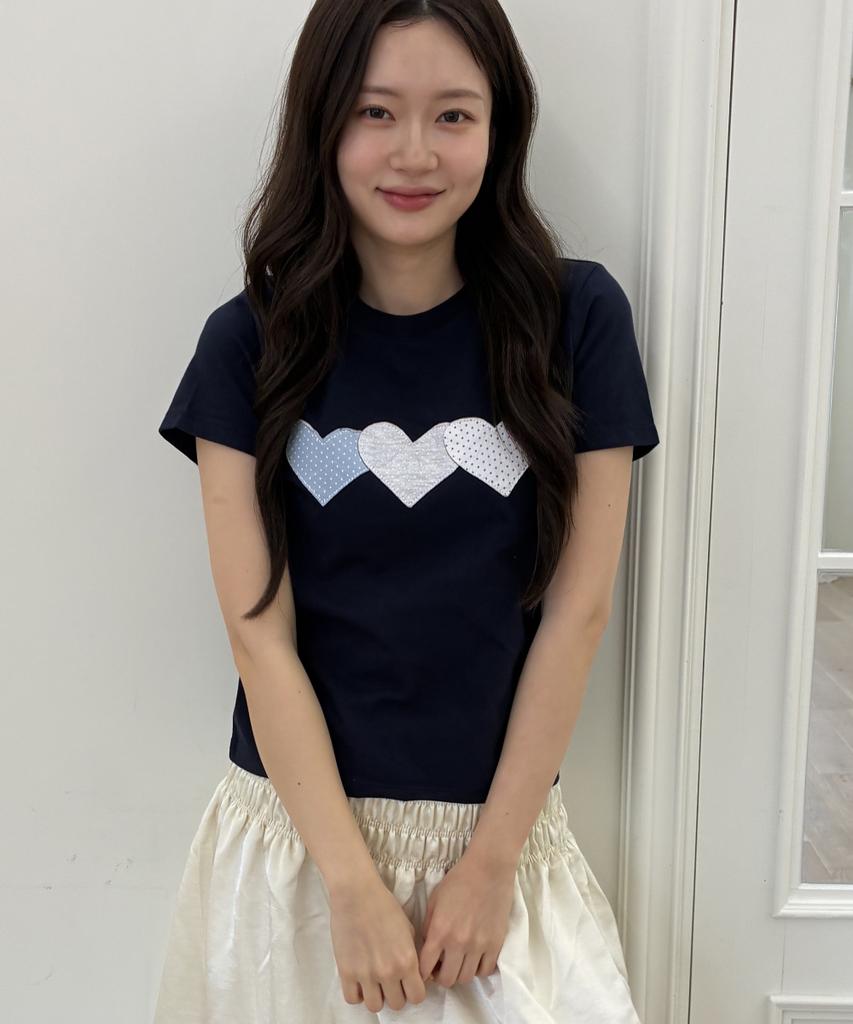 Loginaenloji Silver Dot Heart Patch Cotton T-Shirt Navy