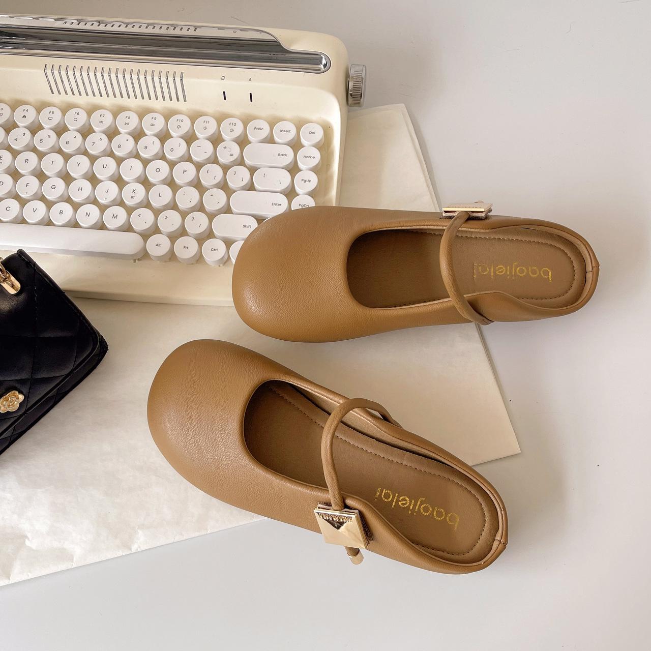 

Soft-soled bag head and half slippers for women s outer wear 2025 new spring models flat-bottomed lazy pregnant women with one foot and half sh 40 жёлтый