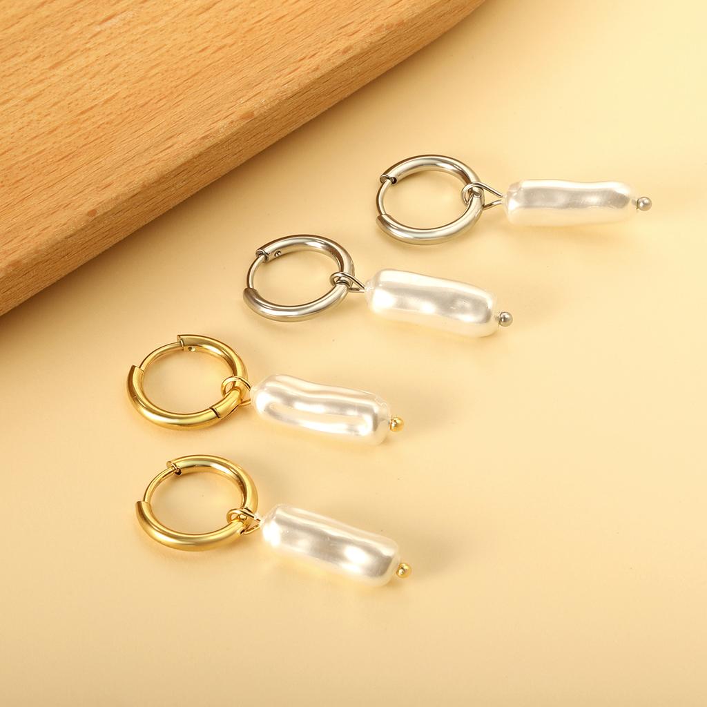 Elegant Baroque White Pearl Earrings Fashionable High-End Pearl Jewelry