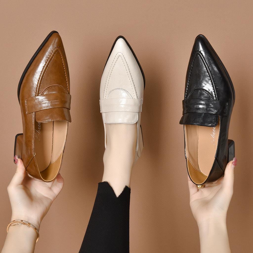 Pointed Small Leather Shoes Women's 2024 Spring New French Elegant Light Mouth Low Heel Single Shoes Simple Temperament Women's Flat Shoes