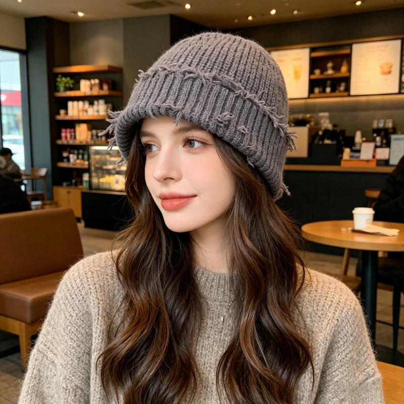 Cross-border new autumn and winter street trend solid color hole knitted hat old retro hole cold hat