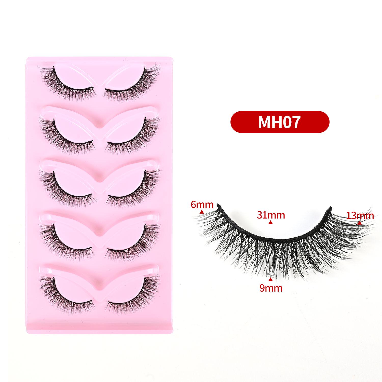 

Новые накладные ресницы «кошачий глаз», «лисий глаз» - 5 пар натурального, густого, удлиненного стиля в наличии