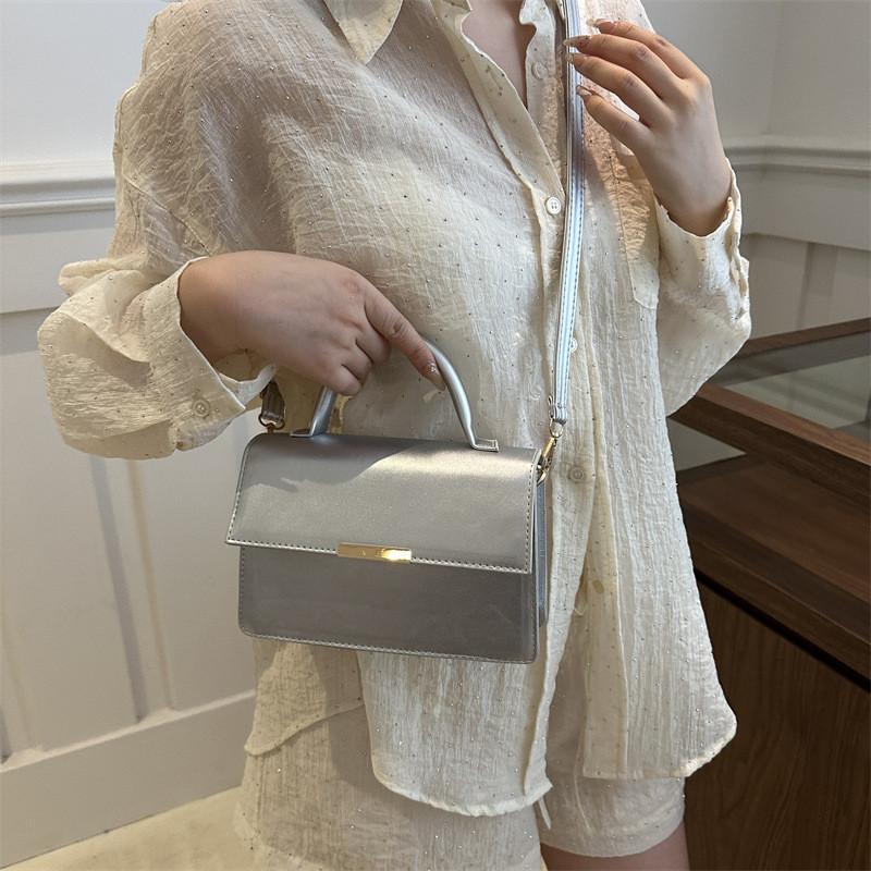 Chic Urban Style Pu Leather Handbag For Women 2024 Trendy Summer Shoulder Bag