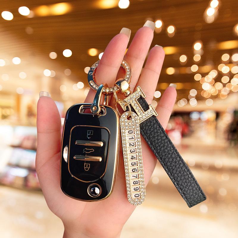 Applicable to Wuling Hongguang miniev/nano/s3/plus car key set, high-end buckle journey 730 shell men and women