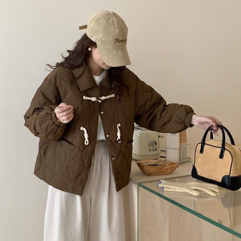 Corner buckle short down jacket women's 2024 winter Korean sweet lapel small white duck down thin coat tide